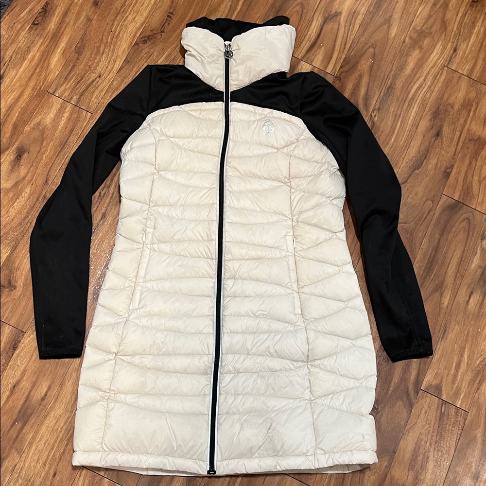 Michael Kors Women’s Down Fill Jacket medium
